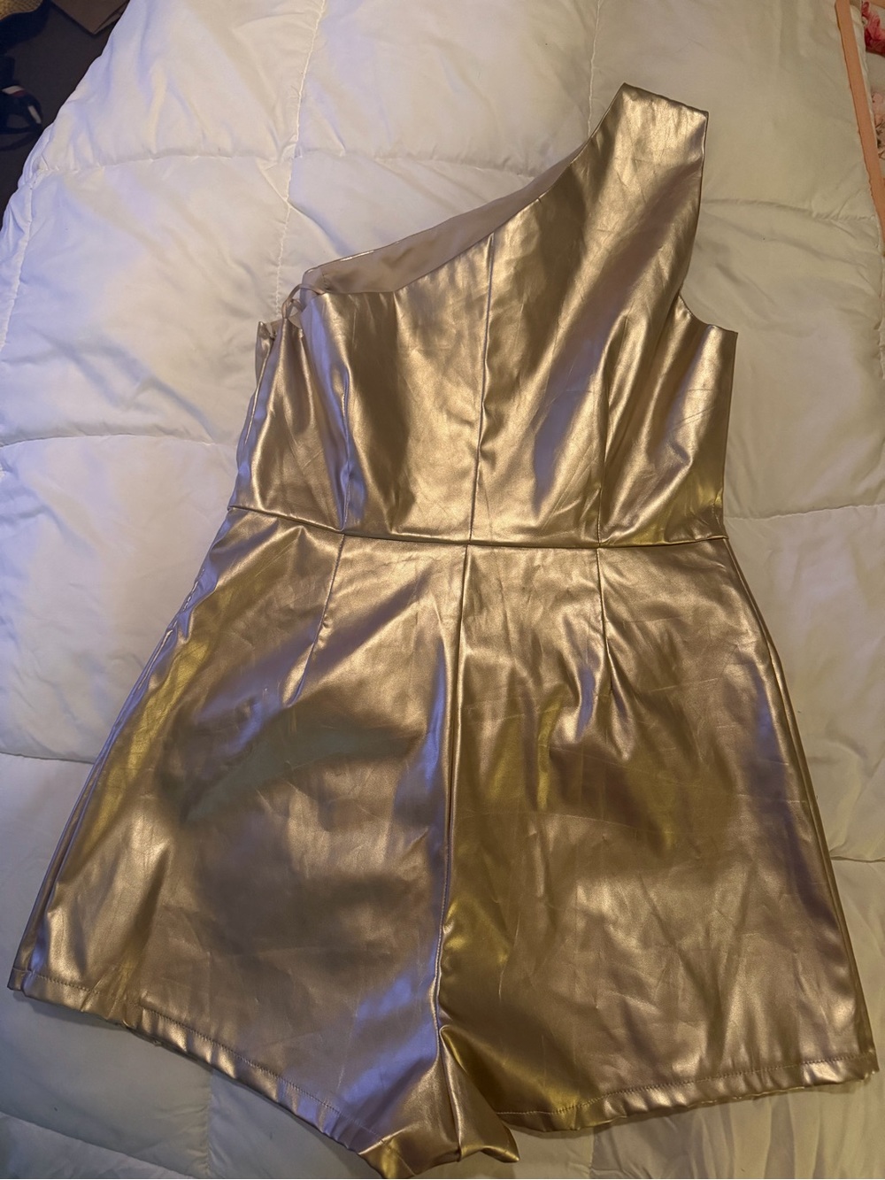 Gold One-Shoulder Metallic Romper - Picture 7 of 10